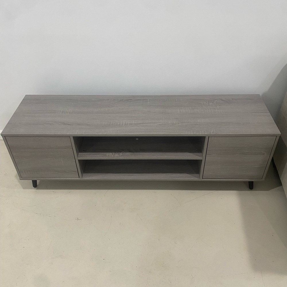 Brand New tv stand it is a yeshomy brand